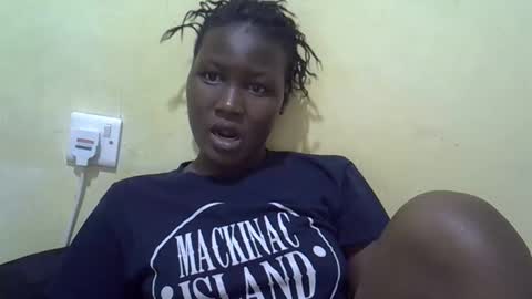 ebony_vanillah online show from February 7, 6:00 pm