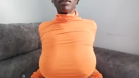 Ebony Melanie online show from March 5, 4:56 am