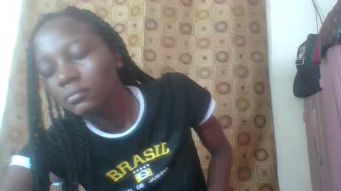 Snapshot of ebonycutegal4 chatting on February 20, 5:44 am MELLEN online show from February 20, 5:44 am