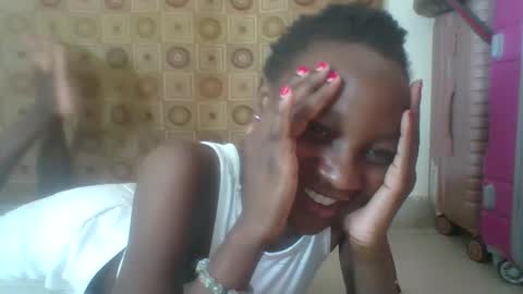 Snapshot of ebonycutegal4 chatting on February 26, 9:01 am MELLEN online show from February 26, 9:01 am