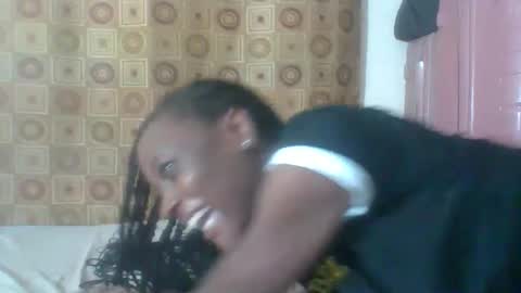 Snapshot of ebonycutegal4 chatting on February 19, 7:59 pm MELLEN online show from February 19, 7:59 pm