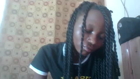 Snapshot of ebonycutegal4 chatting on February 21, 6:18 am MELLEN online show from February 21, 6:18 am
