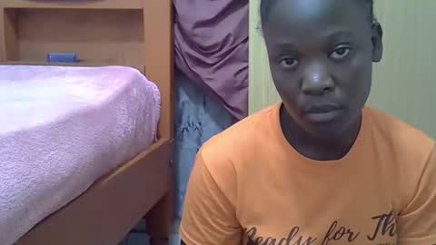 ebonydora online show from November 14, 1:35 pm