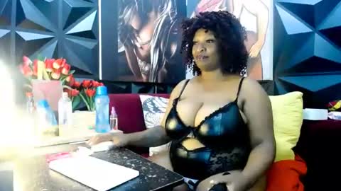 ebonyfancyfacexxx online show from January 12, 5:20 pm