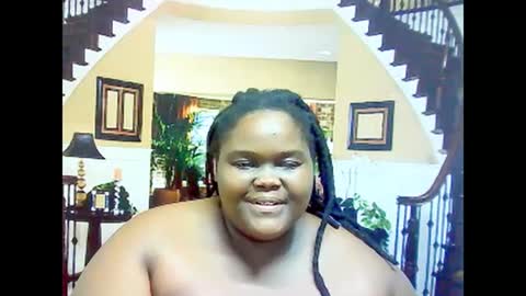 ebonyhotbuns4u2luv online show from March 6, 1:16 am
