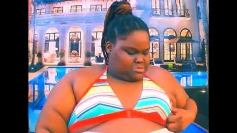 ebonyhotbuns4u2luv online show from May 1, 9:20 pm