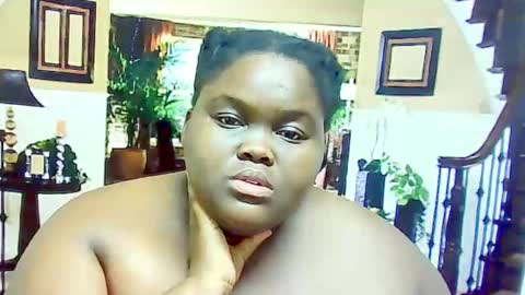 ebonyhotbuns4u2luv online show from February 22, 10:40 am
