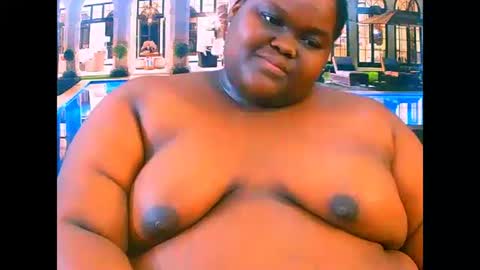 ebonyhotbuns4u2luv online show from May 23, 7:04 am