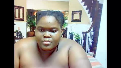 ebonyhotbuns4u2luv online show from February 24, 12:59 pm