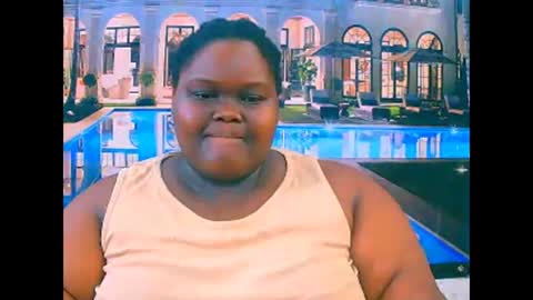 ebonyhotbuns4u2luv online show from January 6, 5:33 am