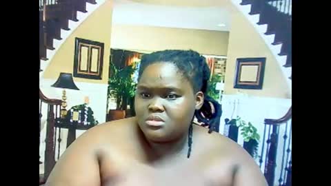 ebonyhotbuns4u2luv online show from February 25, 1:10 pm