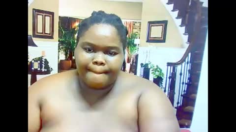 ebonyhotbuns4u2luv online show from March 5, 8:43 am