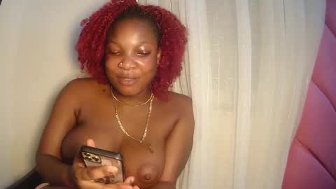 ebonykissxx online show from October 31, 10:21 pm