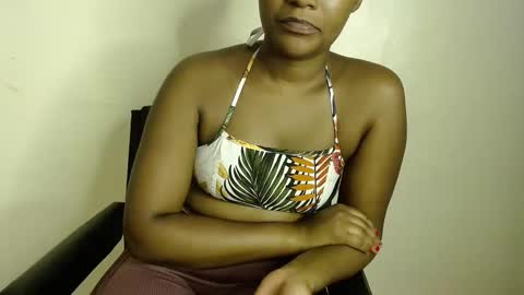 Snapshot of ebonylolo chatting on December 31, 9:53 am ebonylolo online show from December 31, 9:53 am