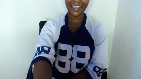 Snapshot of ebonylolo chatting on February 18, 6:15 pm ebonylolo online show from February 18, 6:15 pm
