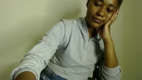 Snapshot of ebonylolo chatting on January 28, 1:18 am ebonylolo online show from January 28, 1:18 am