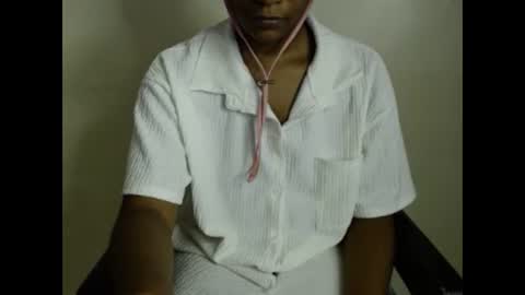 Snapshot of ebonylolo chatting on February 1, 6:43 am ebonylolo online show from February 1, 6:43 am