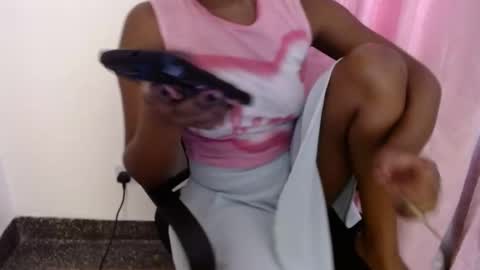 Snapshot of ebonylolo chatting on February 17, 1:00 pm ebonylolo online show from February 17, 1:00 pm