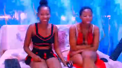 ebonypretty4u online show from October 3, 8:00 am