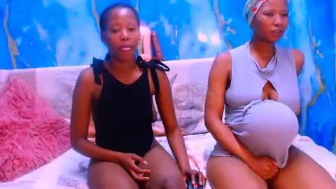 ebonypretty4u online show from September 26, 8:44 am