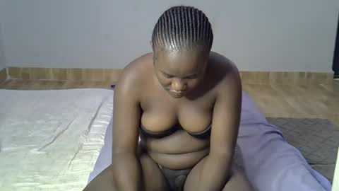 ebonyrapunzelle online show from June 22, 12:45 pm