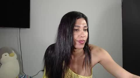 ebonyxprincess online show from April 13, 10:25 pm