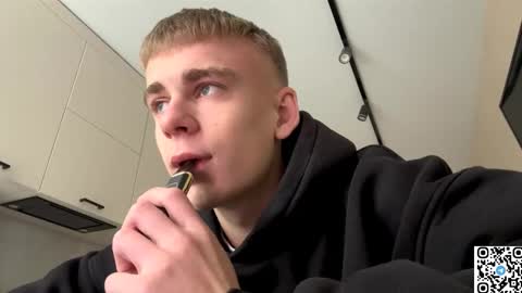 echowraith online show from October 2, 12:15 pm