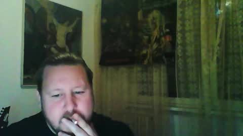 Edward online show from October 27, 7:14 pm