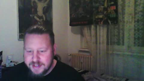 Snapshot of eda666 chatting on December 9, 7:07 pm Edward online show from December 9, 7:07 pm