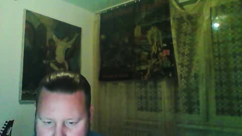 Snapshot of eda666 chatting on September 18, 6:12 pm Edward online show from September 18, 6:12 pm