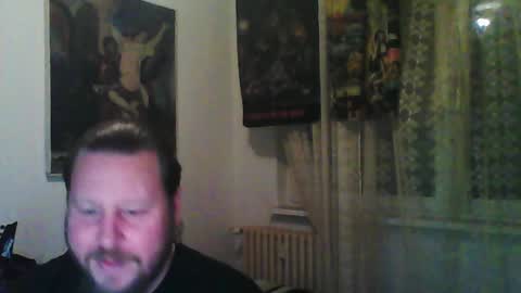 Snapshot of eda666 chatting on February 22, 6:41 pm Edward online show from February 22, 6:41 pm