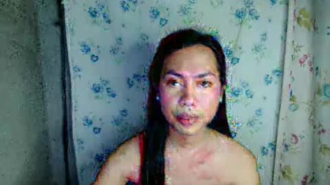 eddfox001 online show from May 11, 12:56 pm