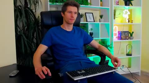 eddie_baker online show from April 3, 7:26 am