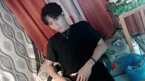 Snapshot of edelcum_xx chatting on February 16, 7:04 am edelcum_xx online show from February 16, 7:04 am