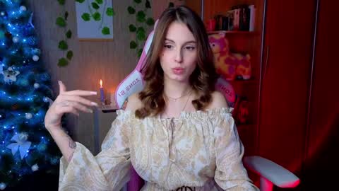 Snapshot of edelinemaher chatting on January 3, 3:12 pm Edeline online show from January 3, 3:12 pm