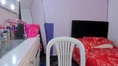 Snapshot of eden_paradise_ chatting on January 11, 4:46 pm BYANCA online show from January 11, 4:46 pm