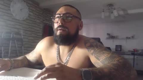 edgarram83 online show from November 8, 11:08 pm