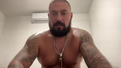 edgarram83 online show from September 14, 7:43 am