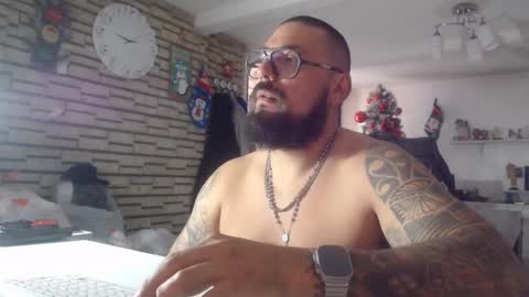 edgarram83 online show from December 13, 8:48 pm