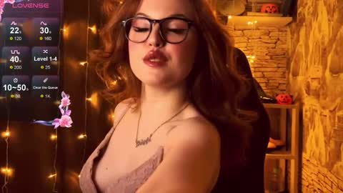 Friendly neighbourhoud redhead  online show from October 23, 12:56 am