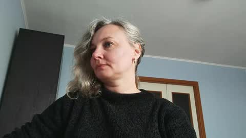 edithmanning online show from April 25, 1:52 pm