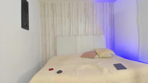 edna  online show from December 22, 10:49 pm