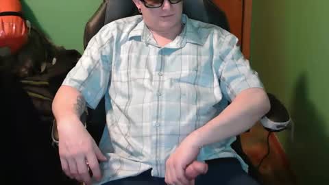 edwardaims_2please online show from March 25, 2:07 am