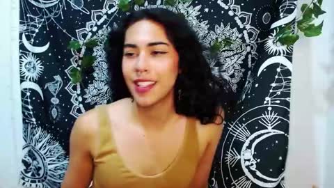 Snapshot of eeros_ellis chatting on January 21, 9:36 pm Catalina online show from January 21, 9:36 pm