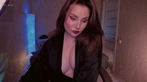 eesmaaarr online show from November 16, 2:02 am