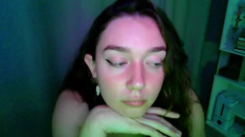 Snapshot of effie_balconii chatting on September 15, 2:51 pm effie_balconii online show from September 15, 2:51 pm