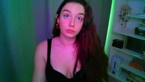 effie_balconii online show from October 26, 1:34 pm