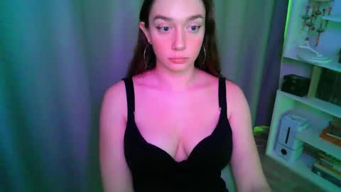 effie_balconii online show from October 19, 1:27 pm