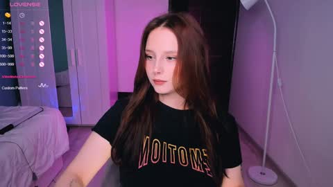 Snapshot of effie_lee chatting on January 23, 2:39 pm Effie online show from January 23, 2:39 pm