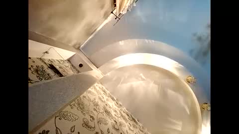 Effy online show from November 18, 4:32 pm